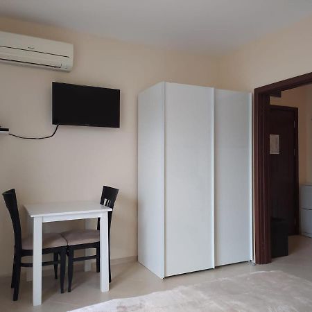 Destination Bulgaria 2000 Cascadas Private Summer Family Apartments Napospart Kültér fotó