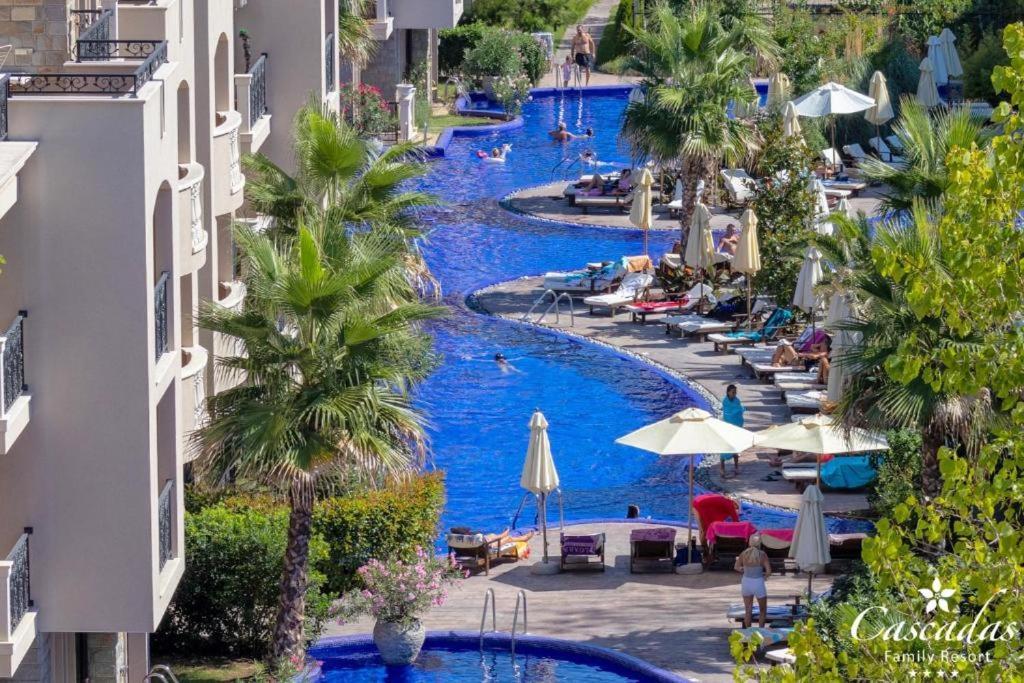 Destination Bulgaria 2000 Cascadas Private Summer Family Apartments Napospart Kültér fotó
