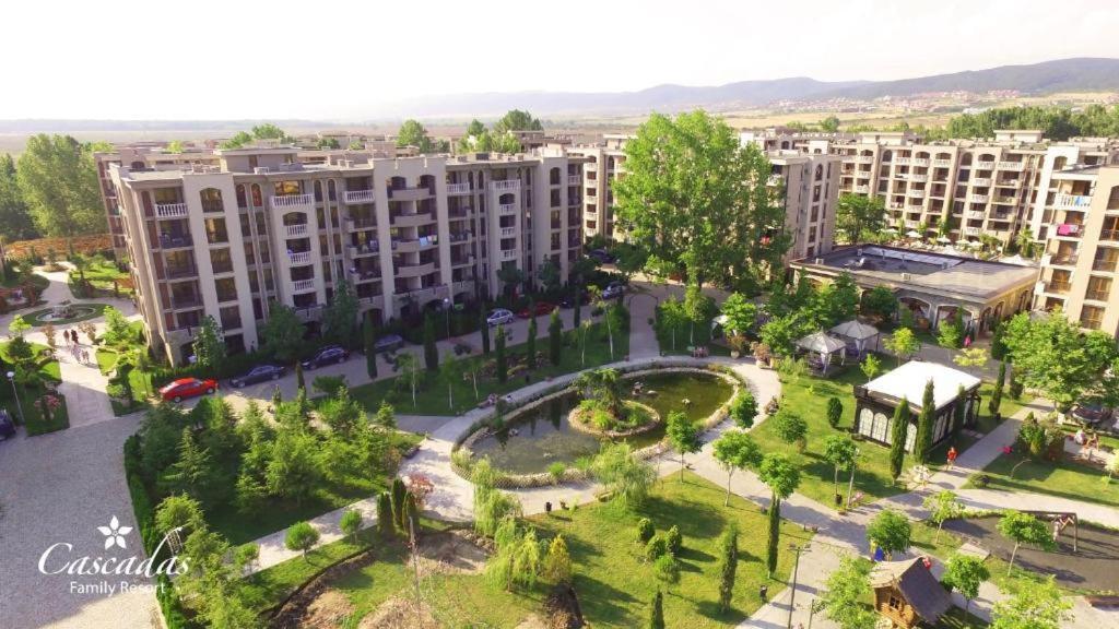 Destination Bulgaria 2000 Cascadas Private Summer Family Apartments Napospart Kültér fotó