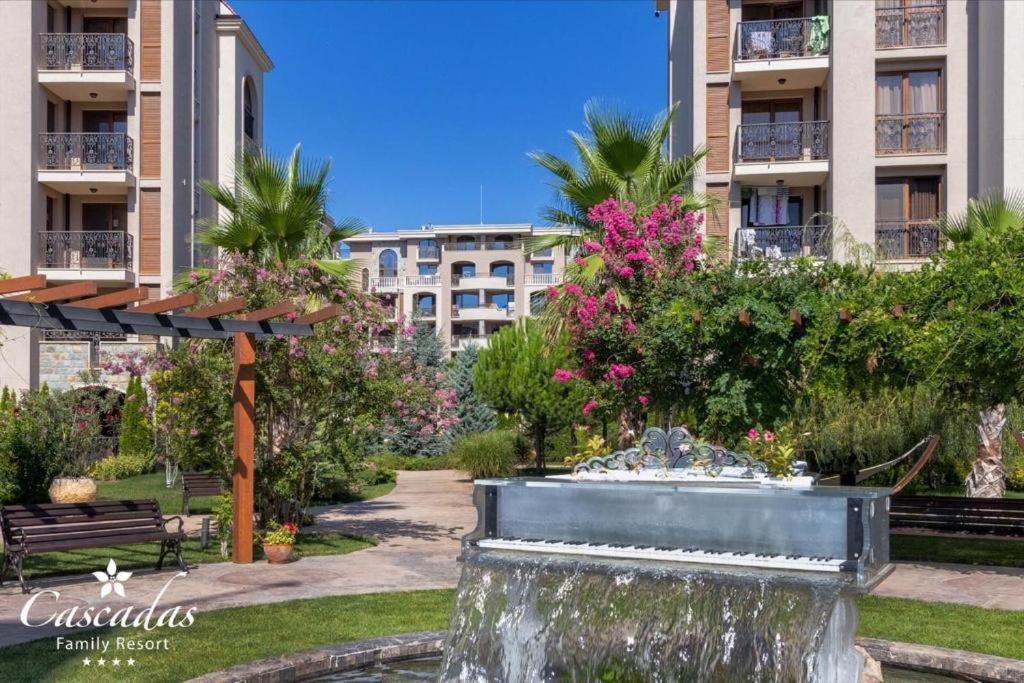 Destination Bulgaria 2000 Cascadas Private Summer Family Apartments Napospart Kültér fotó