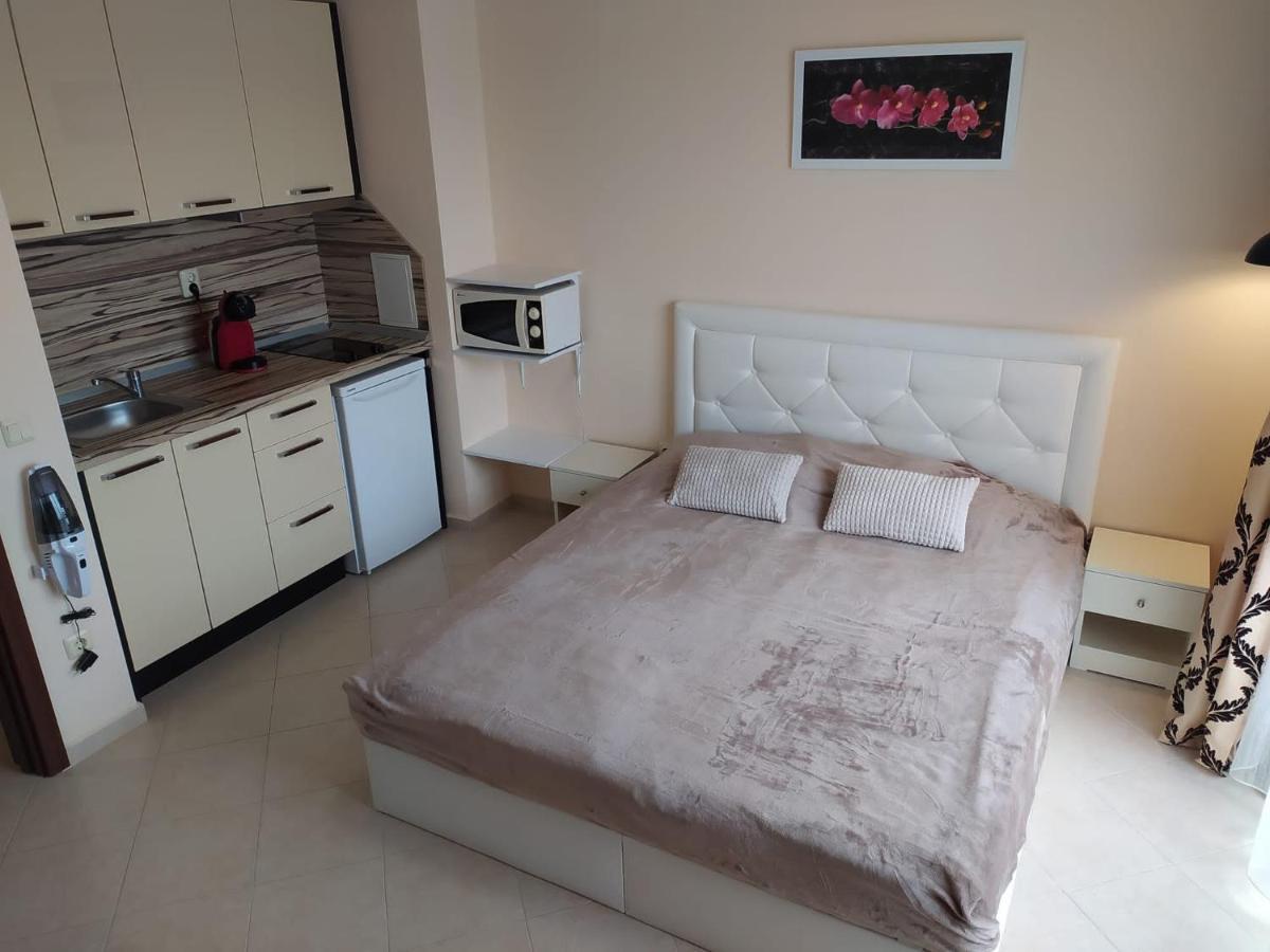 Destination Bulgaria 2000 Cascadas Private Summer Family Apartments Napospart Kültér fotó