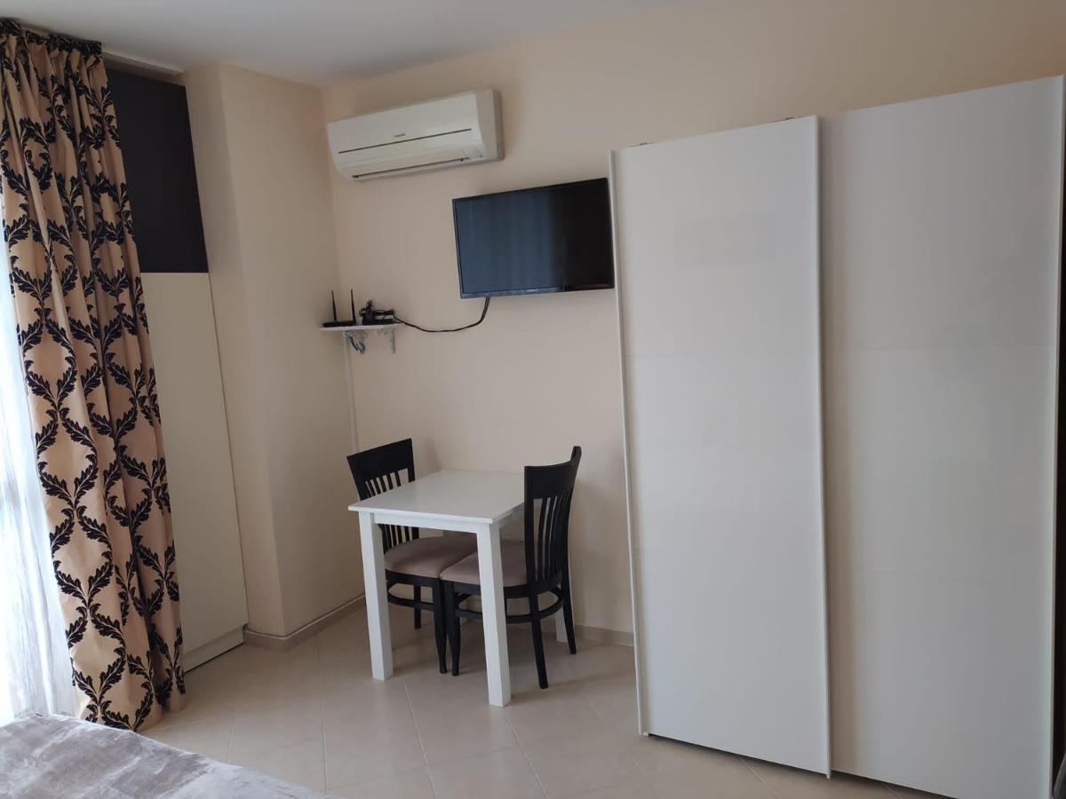 Destination Bulgaria 2000 Cascadas Private Summer Family Apartments Napospart Kültér fotó