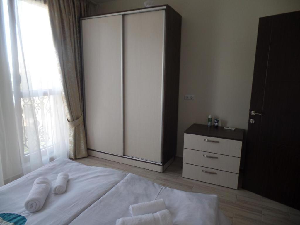 Destination Bulgaria 2000 Cascadas Private Summer Family Apartments Napospart Kültér fotó
